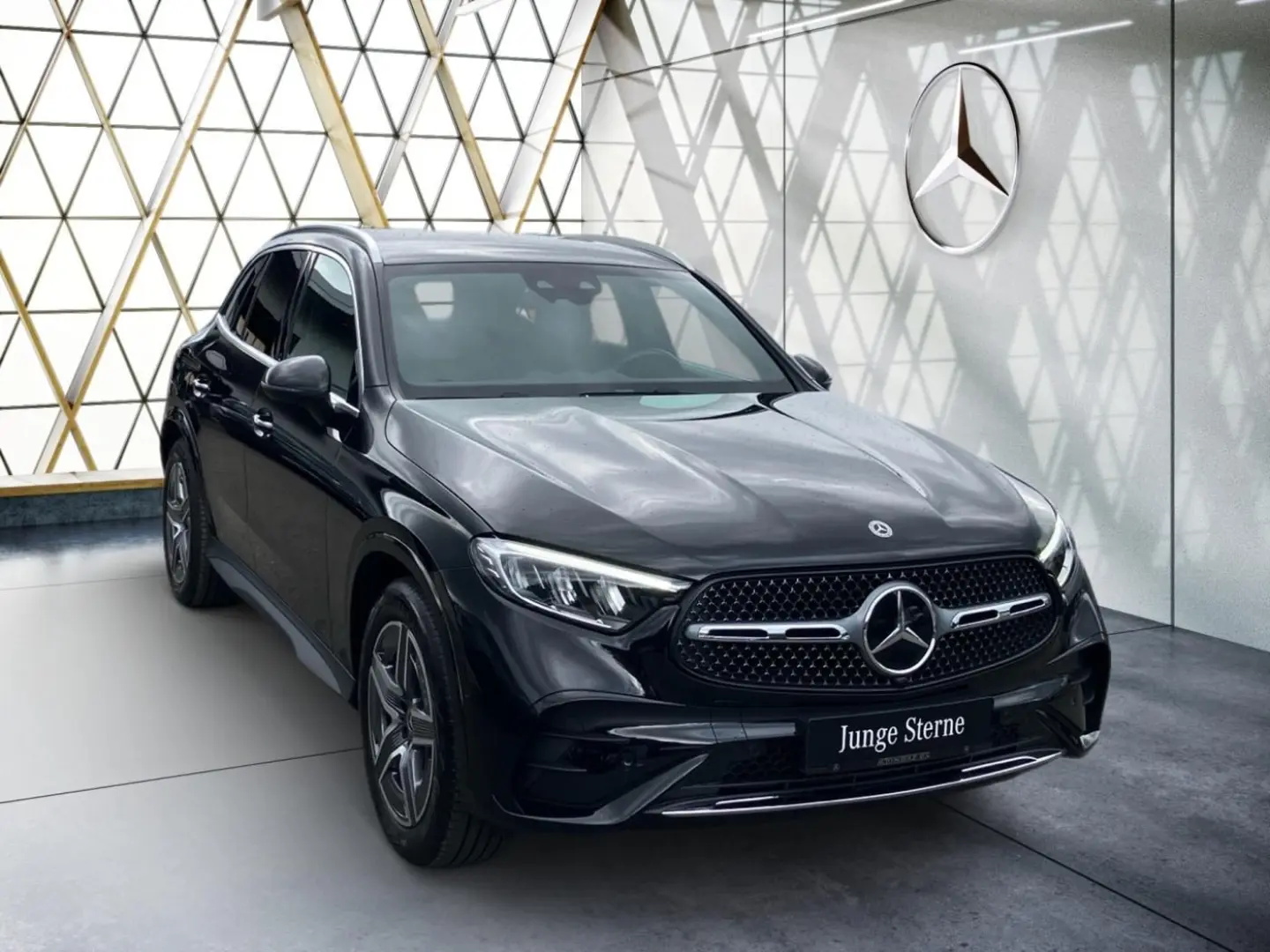 GLC 300 d 4MATIC AMG AHK*Distro*Memory*Easy-Pack