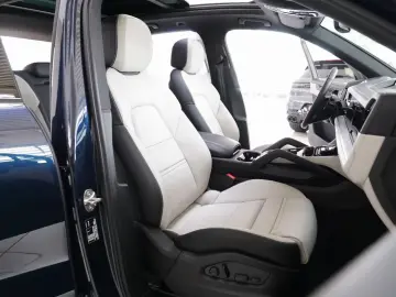 Cayenne E-Hybrid Pano Aero Design BOSE Sport 360