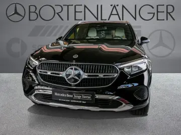 GLC 300 e 4M Avantgarde Advanced Plus AHK