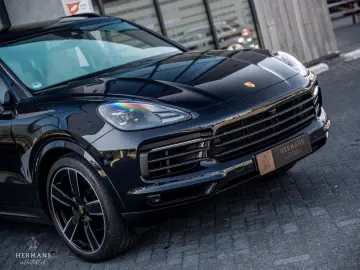Cayenne 3.0 E-Hybrid Platinum / 1st owner / Pano