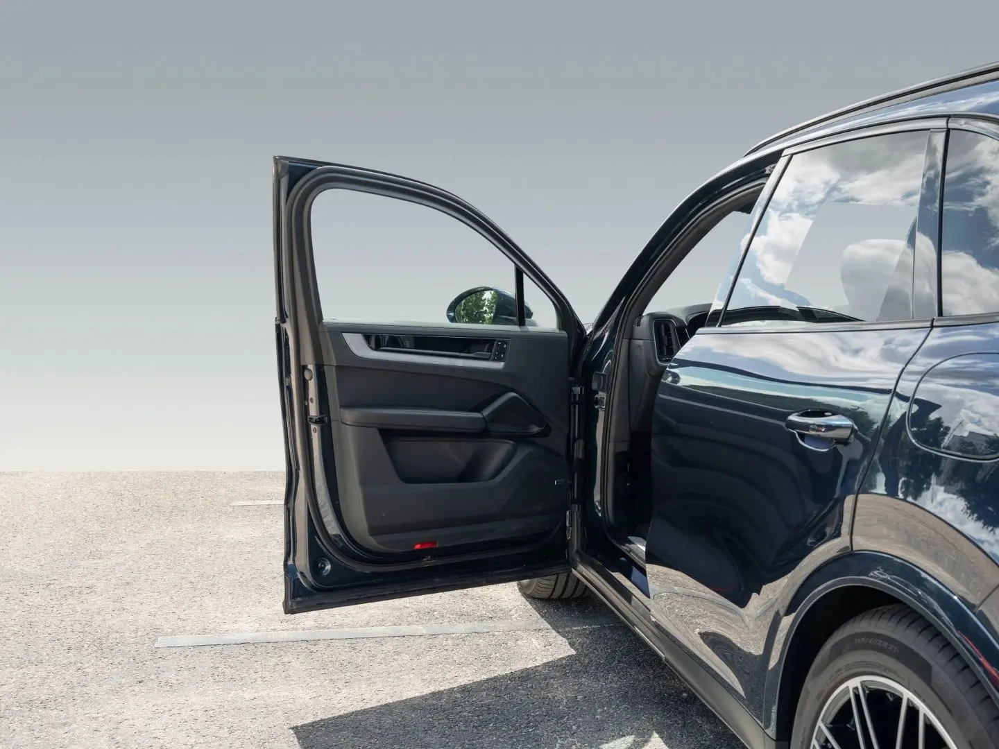 Cayenne E-Hybrid BOSE AHK 14 Wege Sitze 21 Zoll