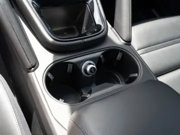 Cayenne E-Hybrid BOSE AHK 14 Wege Sitze 21 Zoll