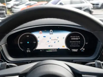 Cayenne E-Hybrid BOSE AHK 14 Wege Sitze 21 Zoll