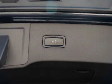 Cayenne E-Hybrid BOSE AHK 14 Wege Sitze 21 Zoll