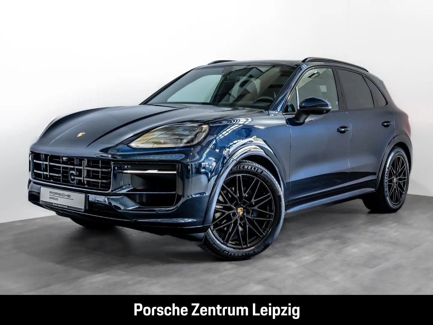Cayenne SportDesign HeadUp HD-Matrix AHK Bose 18