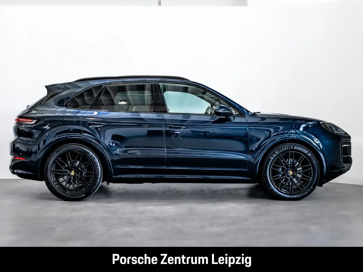Cayenne SportDesign HeadUp HD-Matrix AHK Bose 18