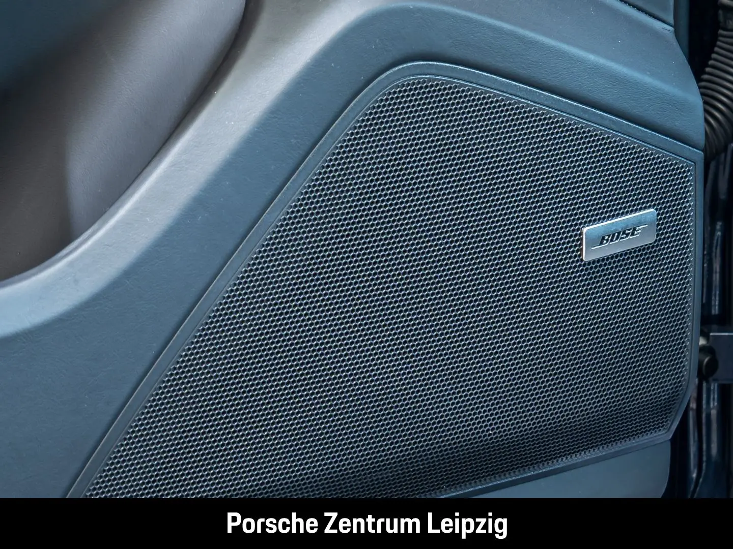 Cayenne SportDesign HeadUp HD-Matrix AHK Bose 18