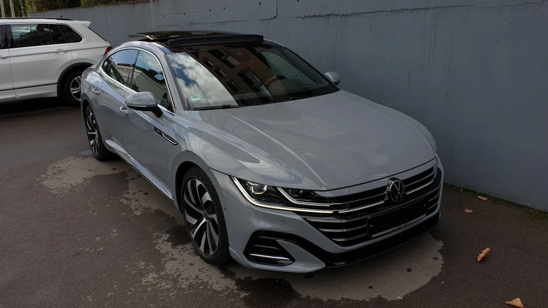 Arteon 2.0TSI DSG 3 x R-Line Pano/Virtual/360/19
