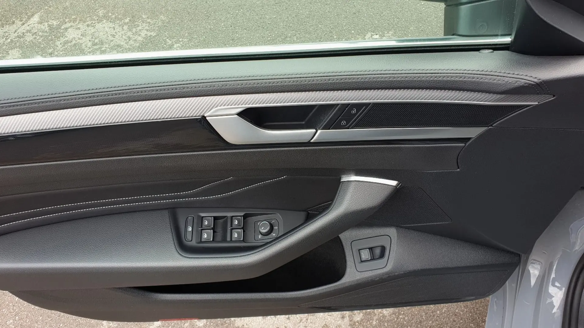 Arteon 2.0TSI DSG 3 x R-Line Pano/Virtual/360/19