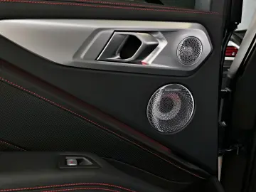 XM Label V8 / MASSAGE / CARBON /BOWERS & WILKINS