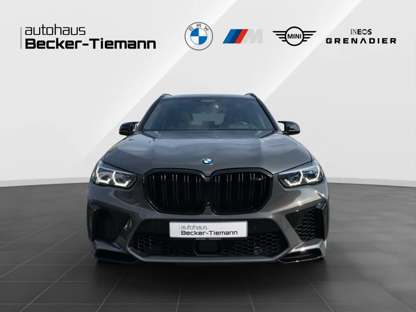 X5 M *COMPETITION*SERVICE INKL. PLUS*SKY LOUNGE*