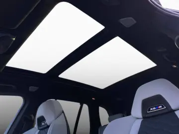 BMW X5 M DA/PA-Prof,B&W,Massage,SoftClose,Sky,AHK,22