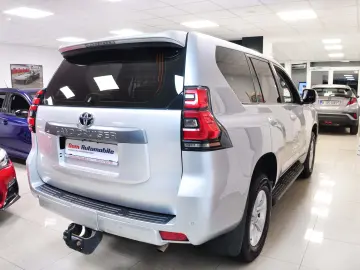 Toyota Land Cruiser 150 d-4d AT  4x4  TVA deductibil