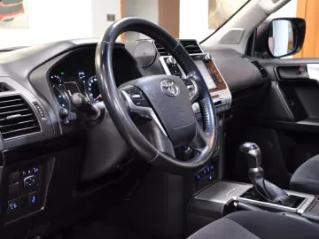 Toyota Land Cruiser 150 d-4d AT  4x4  TVA deductibil