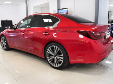 INFINITI Q50 HYBRID AWD V6 3.5L V6 364 CP