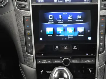 INFINITI Q50 HYBRID AWD V6 3.5L V6 364 CP