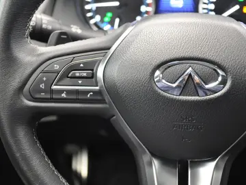 INFINITI Q50 HYBRID AWD V6 3.5L V6 364 CP