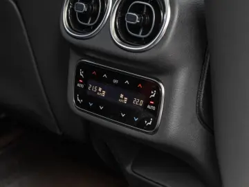 GLC 43 AMG 4M Digital/Pano/Burm3D/HUD/Night/21''
