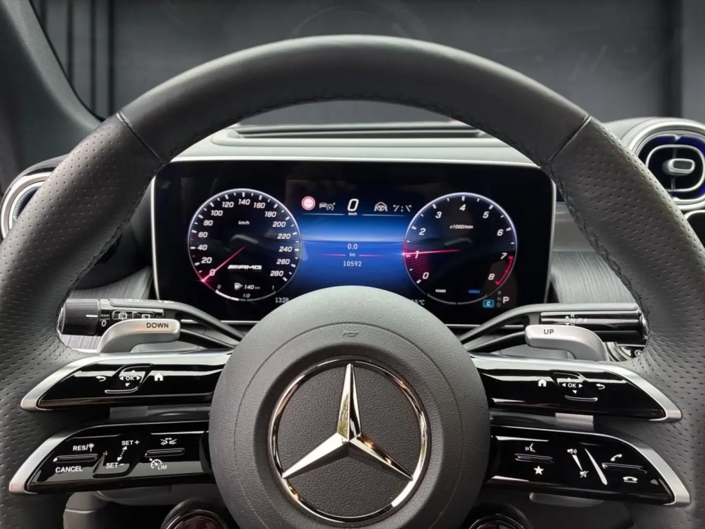 AMG GLC 43 4M Distr Pano 360° HUD AHK Burm.3D