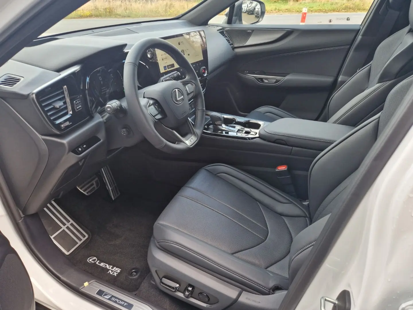 NX 350H F SPORT AWD Panoramadach / AhZv