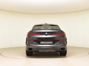 X6 xDrive30d M Sport DriveAssPro *UVP: 117 800