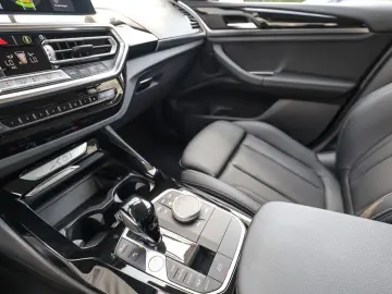 X3 xDrive 20i FACEL. LED W-LAN NAVI KAMERA SHZ