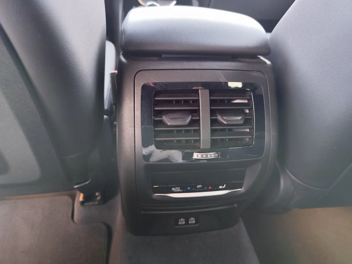 X3 xDrive20d ZA DAB LED WLAN Parkassistent AHK
