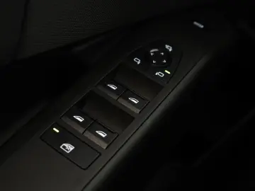 X3 20 xDrive M Sport LED Pano Nav SHZ ACC Kam 20
