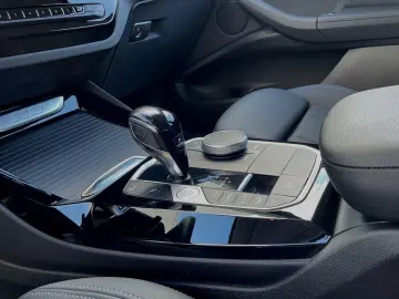 X3 xDrive20i LiveCockpit/Parking/Kamera/AHK/HiFi