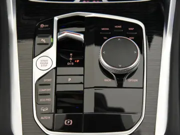 X6 xDrive30d M Sport DriveAssPro *UVP: 117.900
