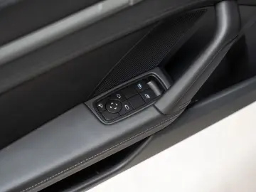 992 Carrera BOSE Sportabgasanlage Surround View