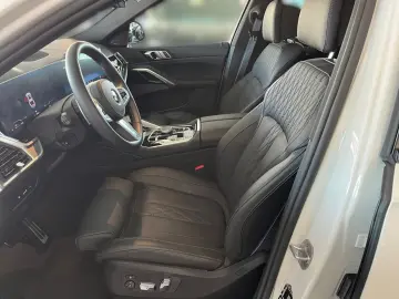 X6 xDrive 40d M SPORT/LED/AHK/PANO-DA/H&K