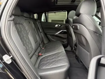 X6 xDrive30d/Full-Assistant/Pano/Iconic/AHK/22