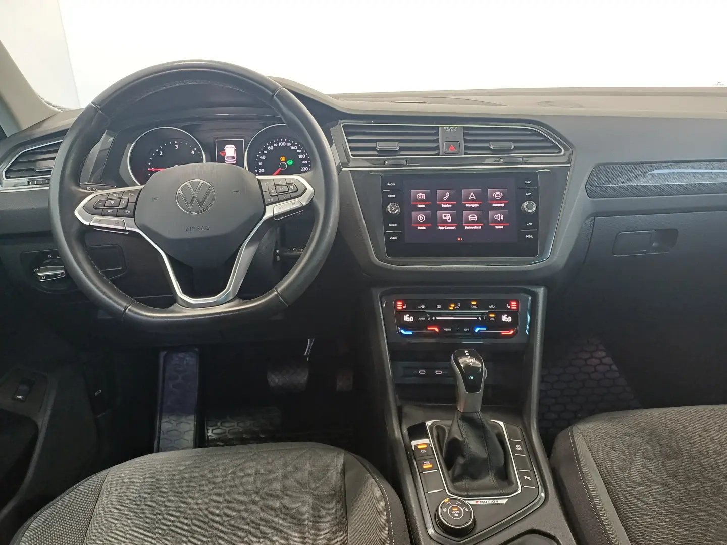 VW Tiguan Life 2.0 TDI SCR