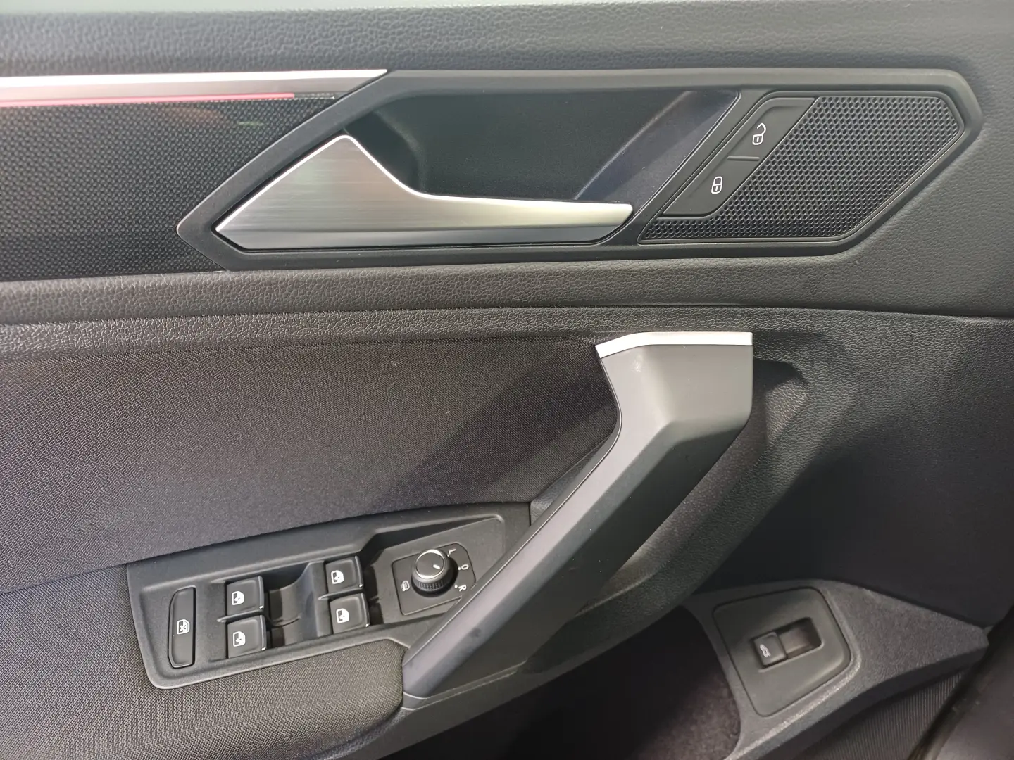VW Tiguan Life 2.0 TDI SCR
