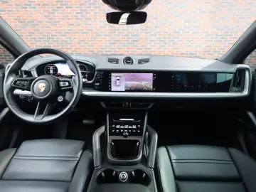 Cayenne E-Hybrid | Pas.Display - Pano - AHK