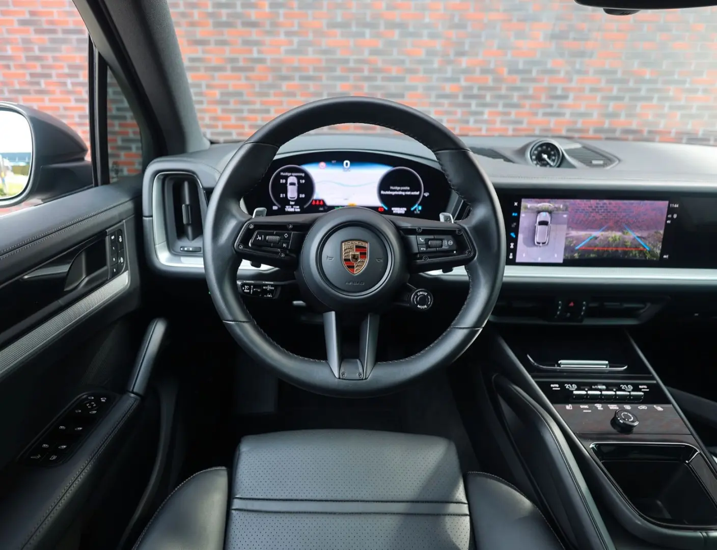 Cayenne E-Hybrid | Pas.Display - Pano - AHK