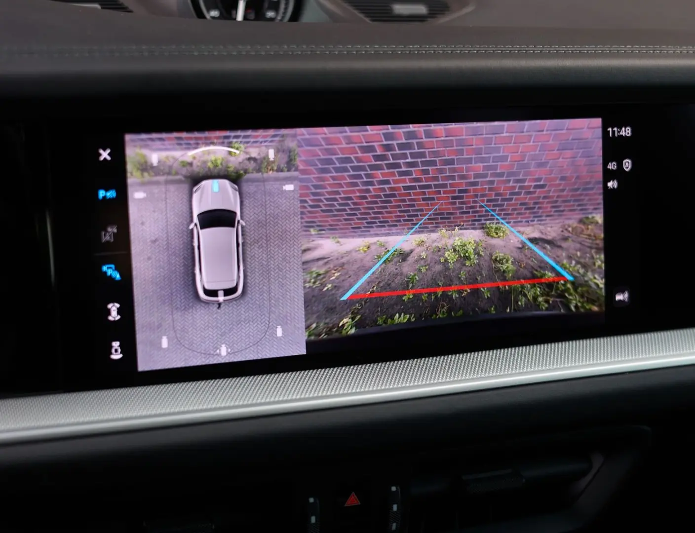 Cayenne E-Hybrid | Pas.Display - Pano - AHK