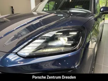 Cayenne E-Hybrid Pano*AHK* SH v+h*Massage*Inno*L