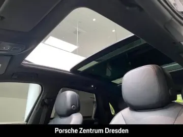 Cayenne E-Hybrid Pano*AHK* SH v+h*Massage*Inno*L