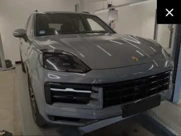 Cayenne E-Hybrid Luft AHK Pano InnoDrive BOSE