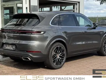 Cayenne E-Hybrid BOSE PANO HUD SOFT 360 MY25