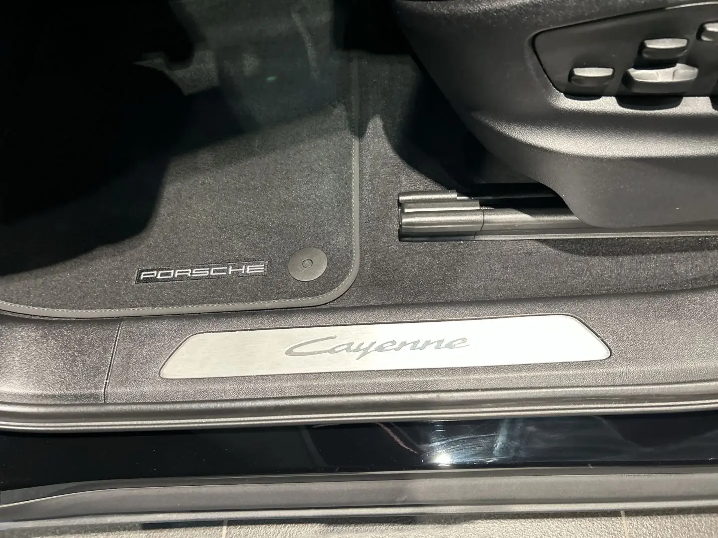 Cayenne E-Hybrid Coupe LED-Matrix InnoDrive BOSE