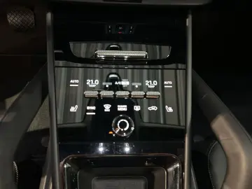 Cayenne E-Hybrid Coupe LED-Matrix InnoDrive BOSE