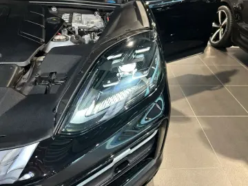 Cayenne E-Hybrid Coupe LED-Matrix InnoDrive BOSE