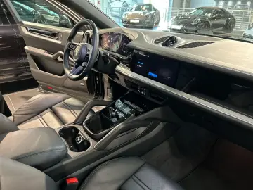 Cayenne E-Hybrid Coupe LED-Matrix InnoDrive BOSE