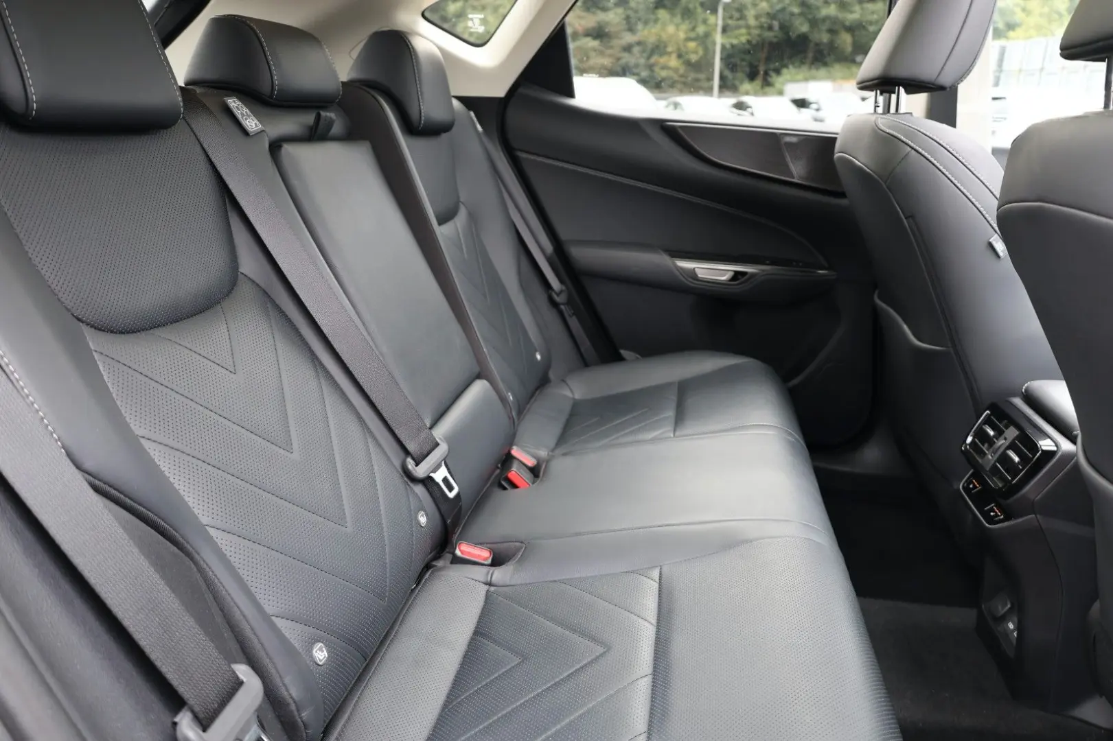 NX350h AWD Exec*Mark Levinson*Head Up*Matrix LED