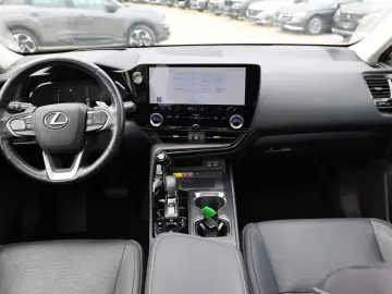 NX350h AWD Exec*Mark Levinson*Head Up*Matrix LED