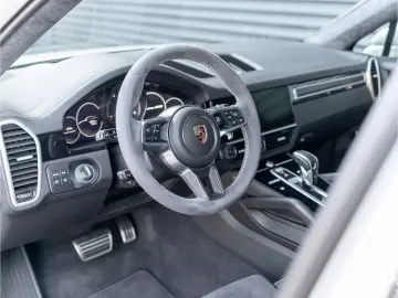 Cayenne EU6d GTS Coupe Matrix LED BOSE uvm.