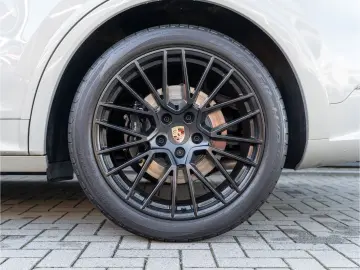 Cayenne EU6d GTS Coupe Matrix LED BOSE uvm.